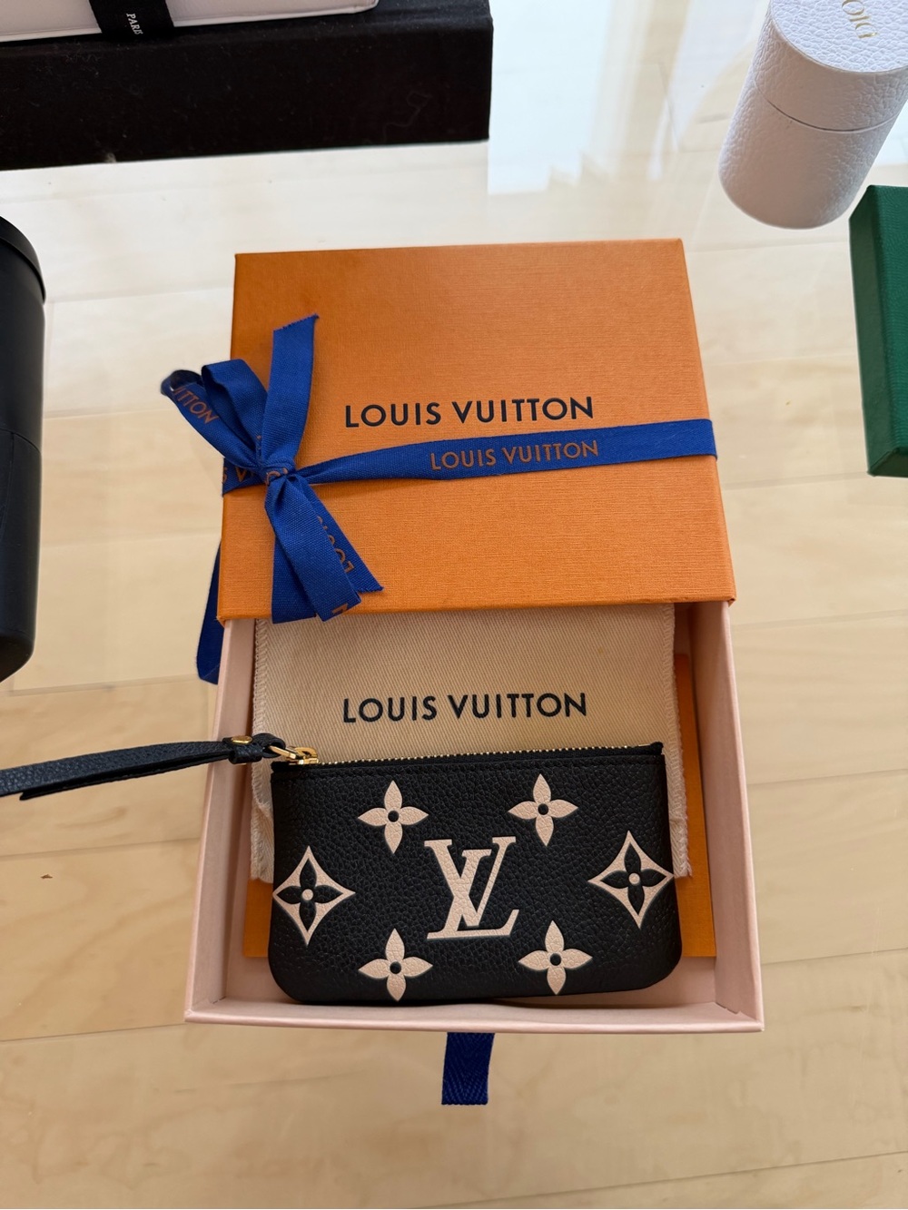 Auth Louis Vuitton key pouch in monogram empreinte leather (Brand New) - Picture 6 of 12